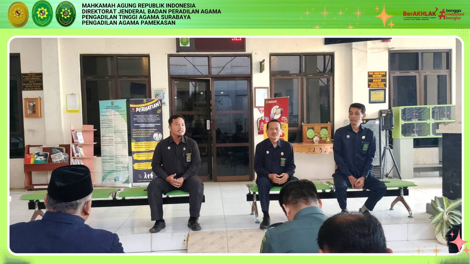 Tingkatkan Kedisiplinan: PA Pamekasan Gelar Briefing Rutin Rabu Pagi